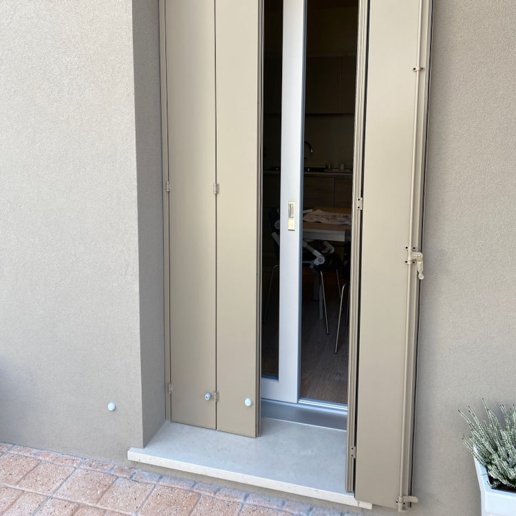 hqs_house_quality_solutions_one_fonte_treviso_serramenti_alluminio_serramenti_pvc_infissi_porte_interne