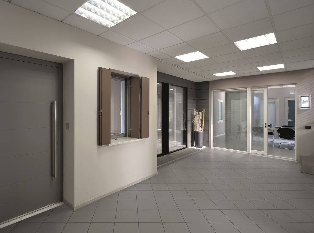 Showroom Serramenti: Tocca con Mano la Qualità | HQS Rigato